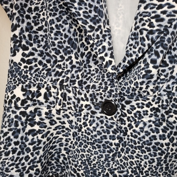 Blue animal print blazer - Picture 2 of 4